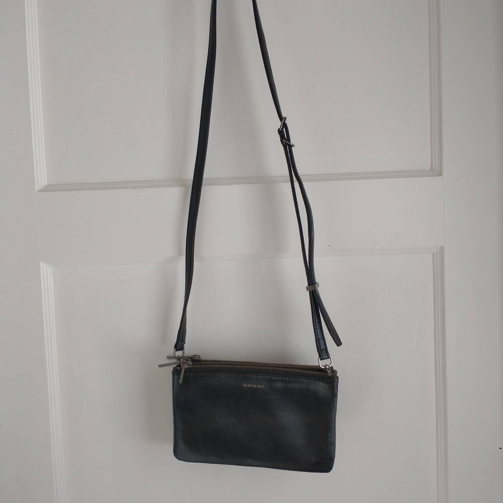 Matt & Nat Navy Crossbody Bag